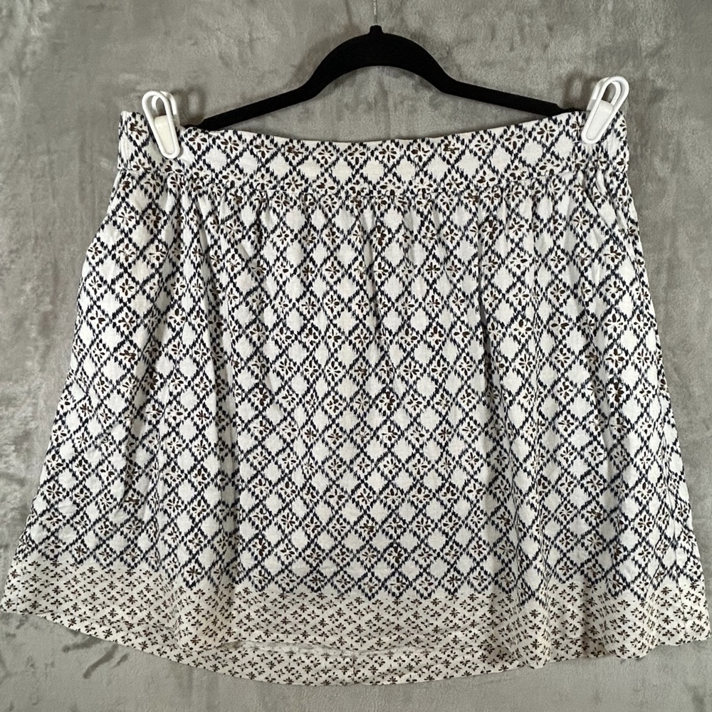 Loft mini skirt